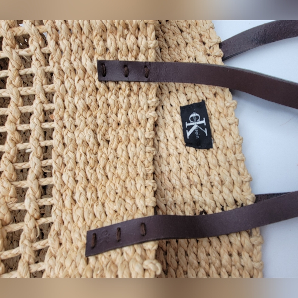 Calvin Klein Straw Woven Tan Tote Bag 5 leather trim - Picture 5 of 7